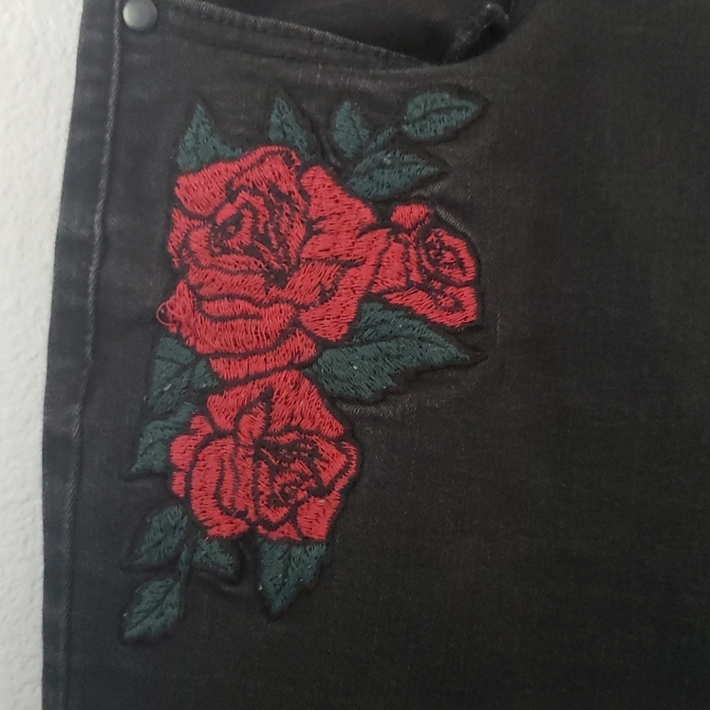 Forever 21+ Jeans - Picture 2 of 5